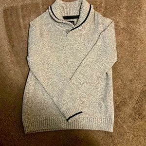 Gray collared sweater with one button pull over